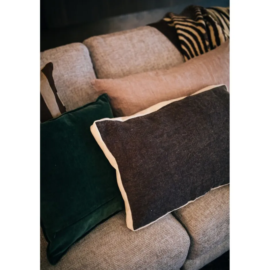 Pomax Coussins-ALPHA BORDERS - coussin - lin / velours - L 60 x W 40 cm - brun