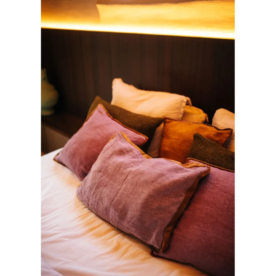Pomax Coussins-ALPHA BORDERS - coussin - lin / velours - L 60 x W 40 cm - lavande