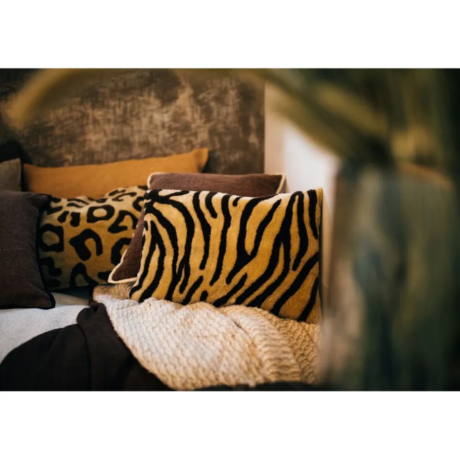 Pomax Coussins-WILDLIFE - coussin - coton / lin - L 50 x W 30 cm - brun foncé